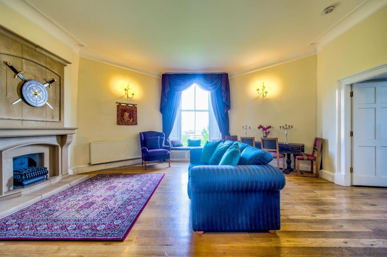 Famous House, 1 Minute From Edinburgh Castle Apartamento Exterior foto