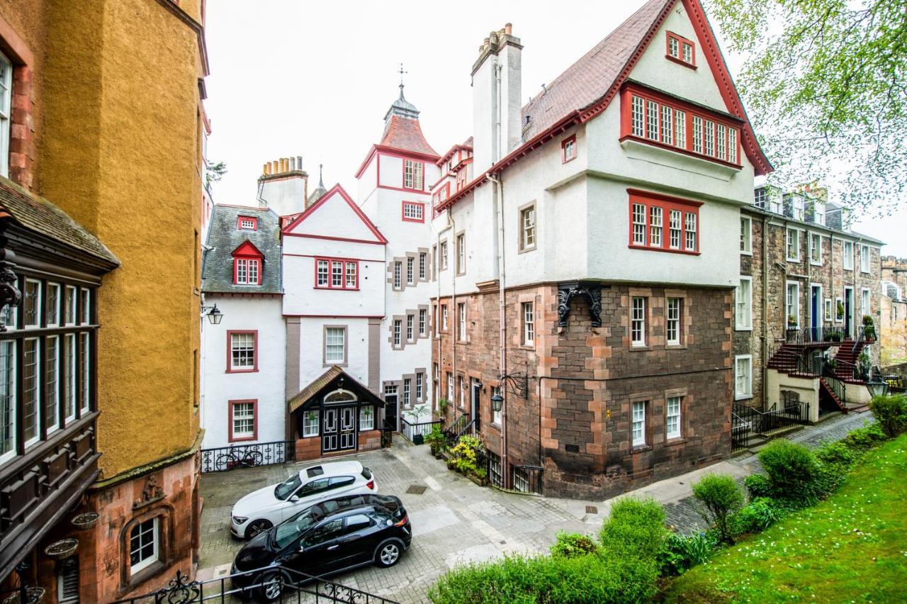 Famous House, 1 Minute From Edinburgh Castle Apartamento Exterior foto