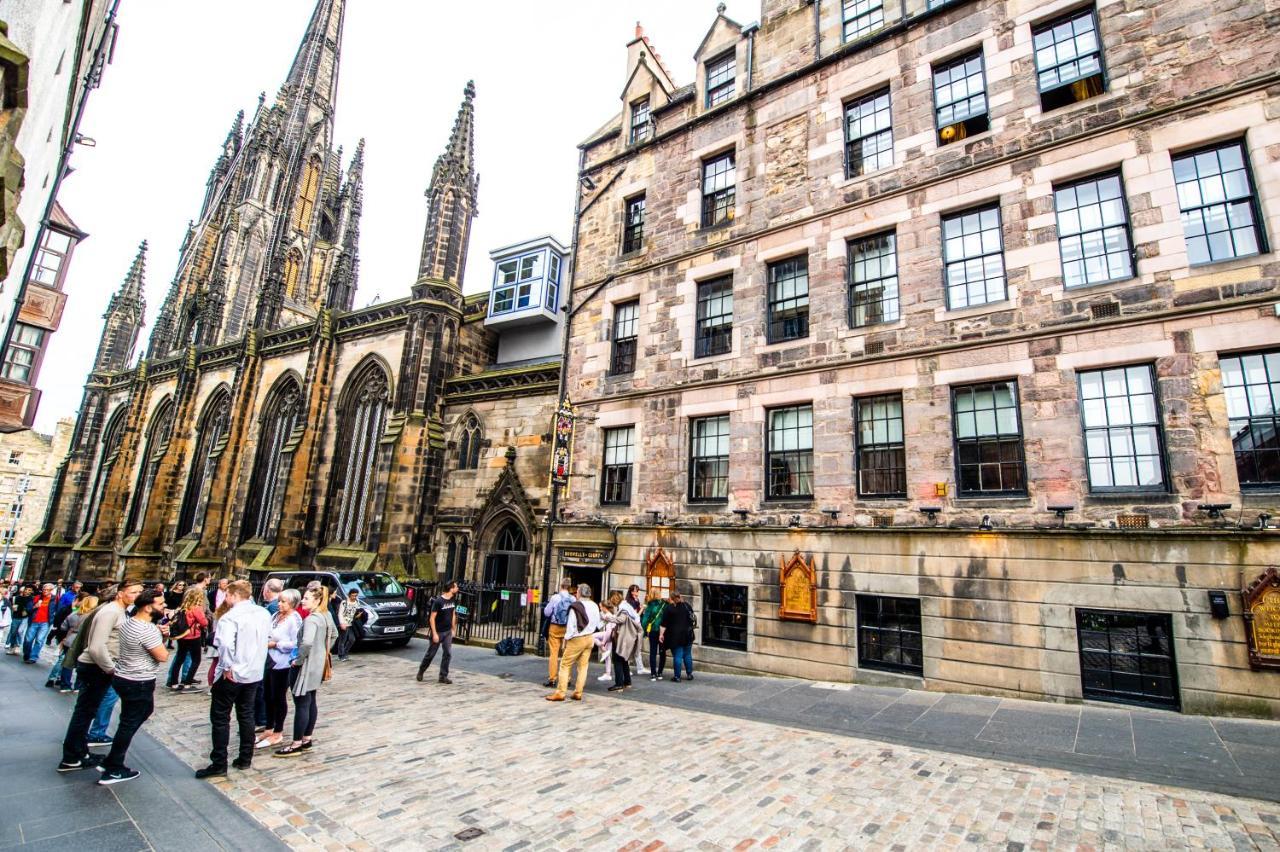 Famous House, 1 Minute From Edinburgh Castle Apartamento Exterior foto